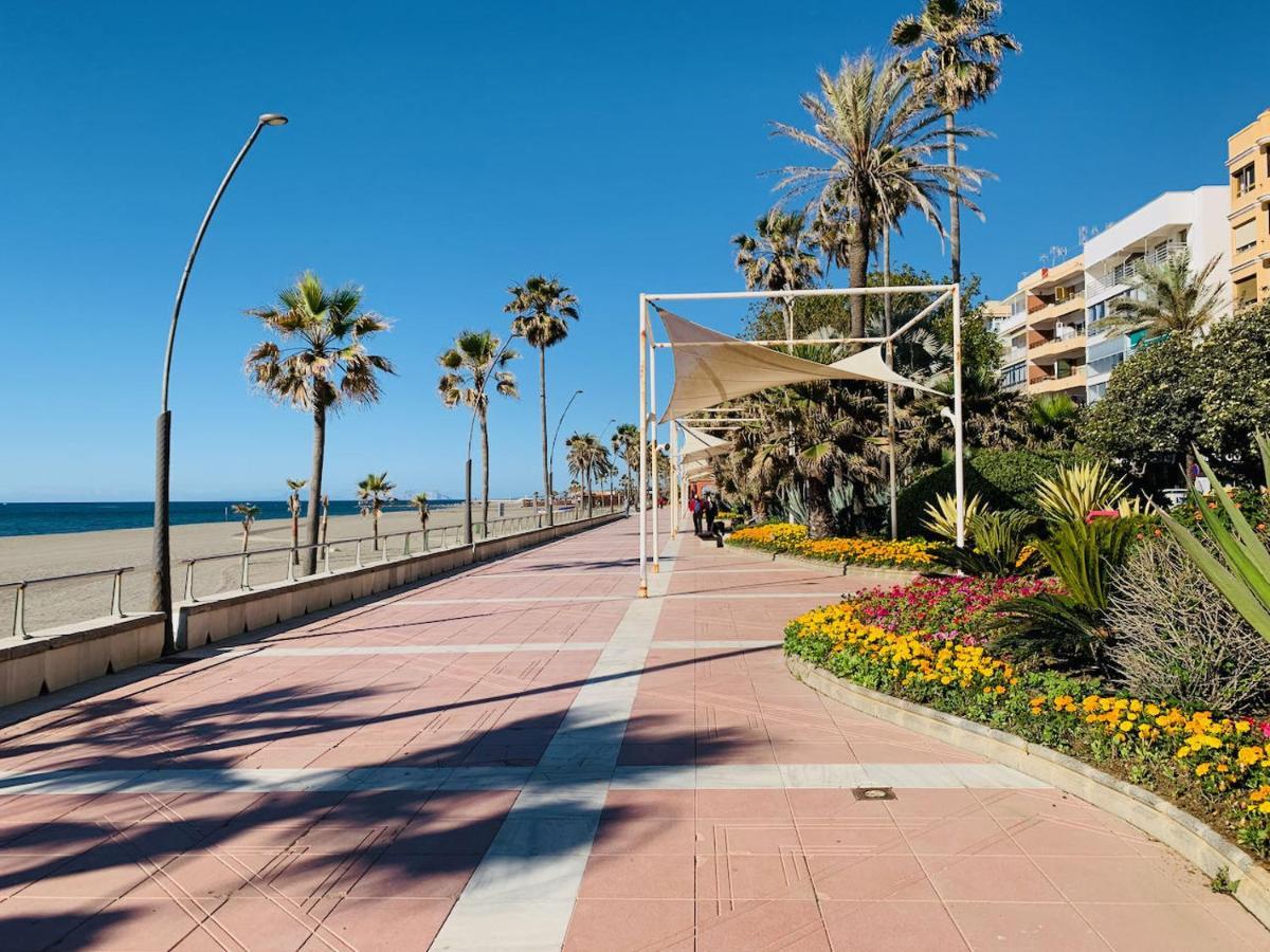 Penthouse Mit Private Dachterrasse Und Blick Auf Das Meer, Berge ,Hafen Estepona Buitenkant foto